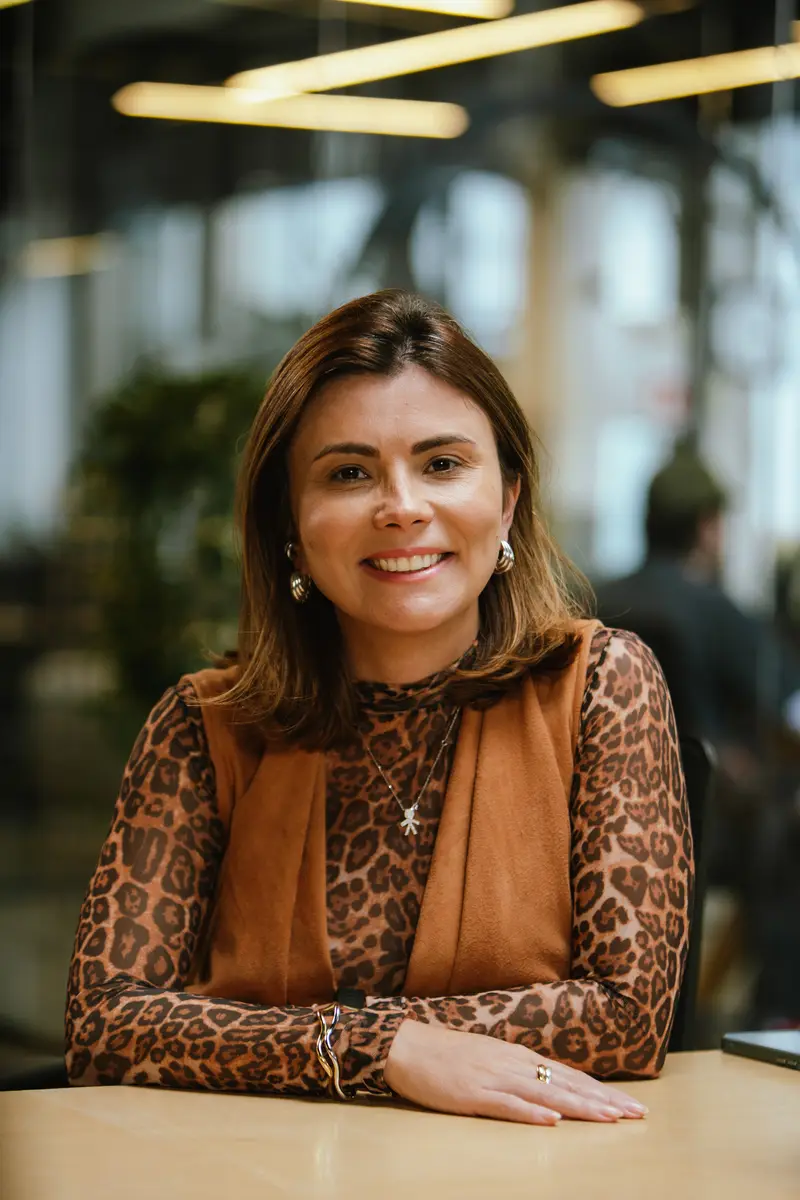 Rafaela Mengui — podcast Além do Escritório